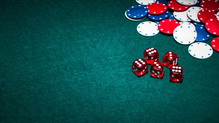 Tampilan antarmuka aplikasi mobile online138 slot dengan menu permainan slot dan dealer langsung